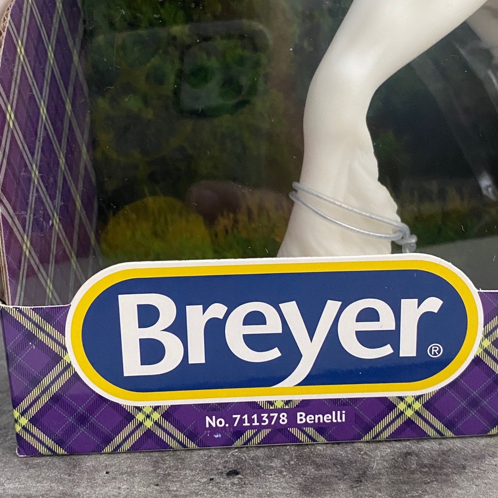 Breyer Matte Benelli Breyerfest 2020 Store Special NIB - Picture 2 of 12